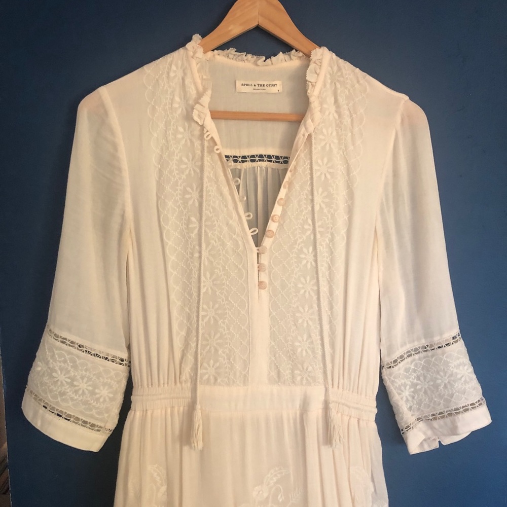 Spell White Lace Maxi Dress - Picture 4 of 8